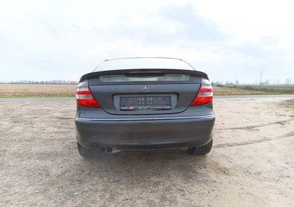 Mercedes-Benz Klasa C cena 17900 przebieg: 236000, rok produkcji 2004 z Sośnicowice małe 596